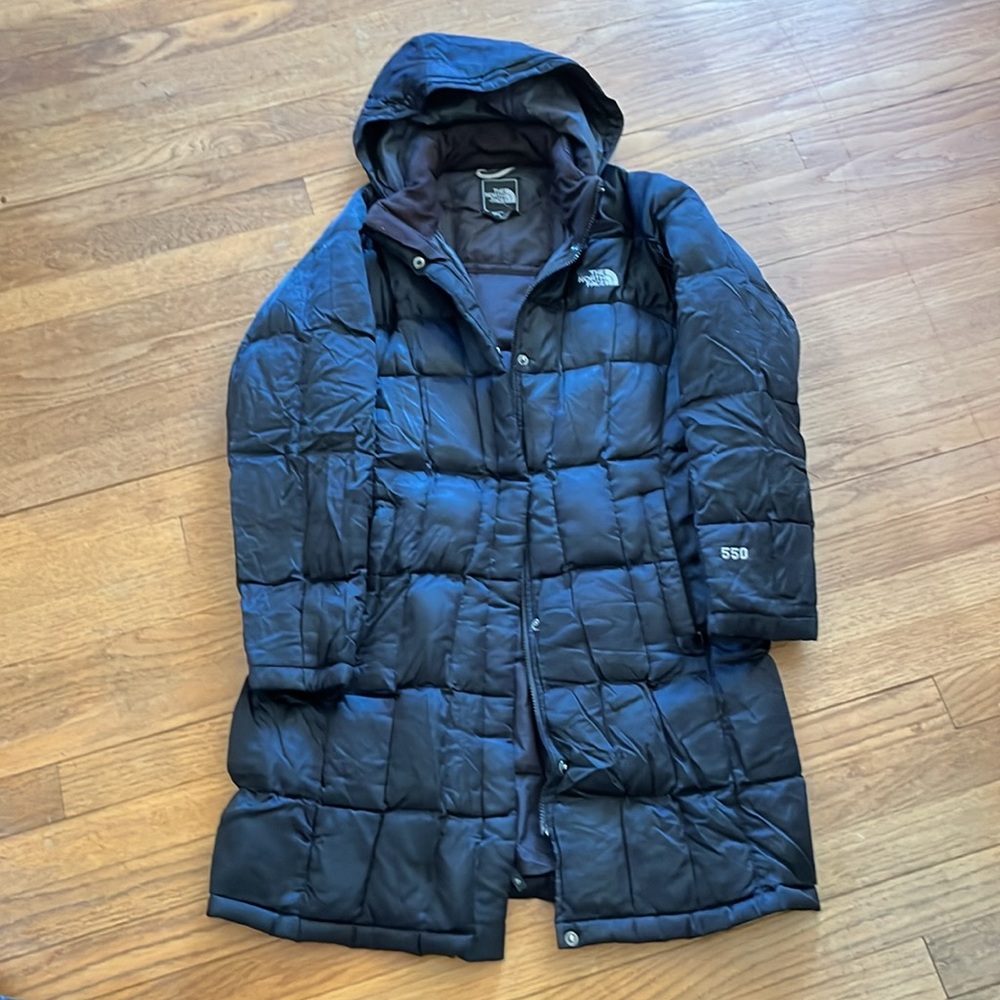 The North Face metropolis down coat )little above knee length)